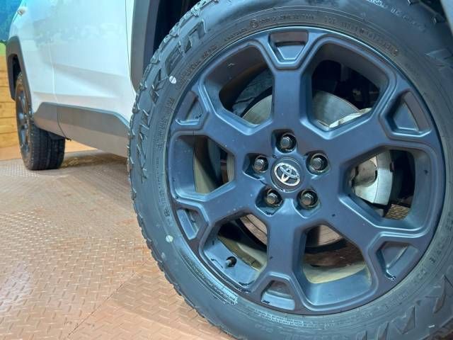 Toyota RAV4 2021-06 28056-13