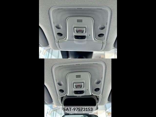 Toyota PRIUS 2019-06 366430-27