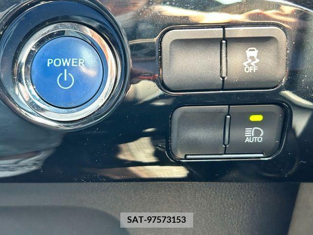 Toyota PRIUS 2019-06 366430-21