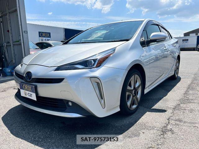 Toyota PRIUS 2019-06 366430-0