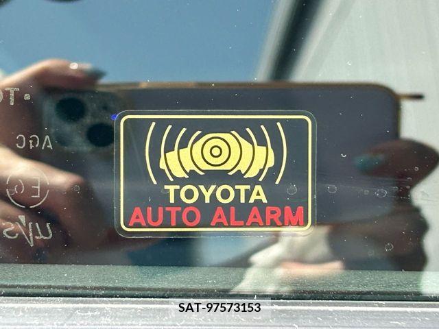 Toyota PRIUS 2019-06 366430-4