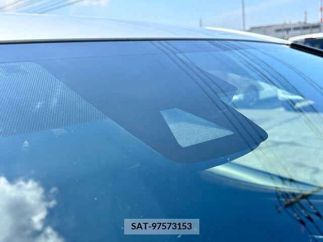 Toyota PRIUS 2019-06 366430-3