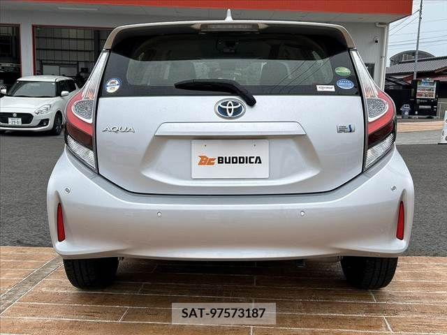 Toyota AQUA 2021-02 260202-13