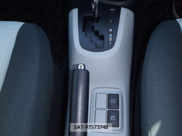 Toyota AQUA 2013-03 314132-15