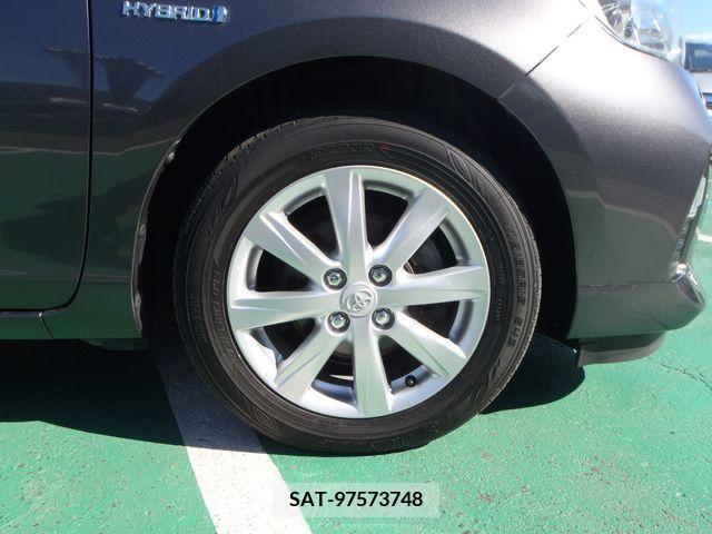 Toyota AQUA 2013-03 314132-6