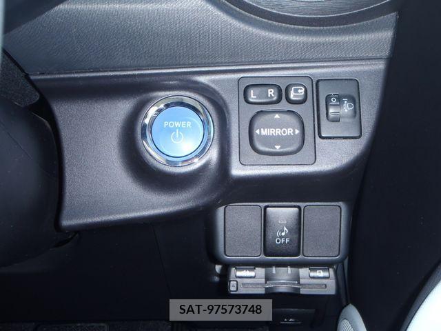 Toyota AQUA 2013-03 314132-14