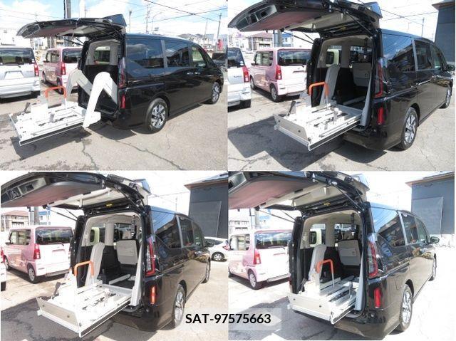 Nissan SERENA 2023-12 238121-1