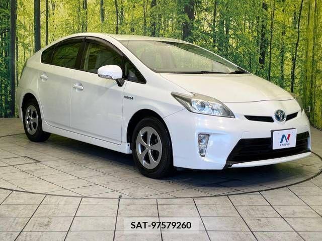 Toyota PRIUS 2012-04 377025-14