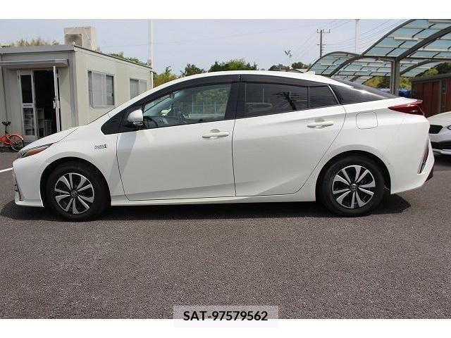 Toyota PRIUS PHV 2018-11 245909-8