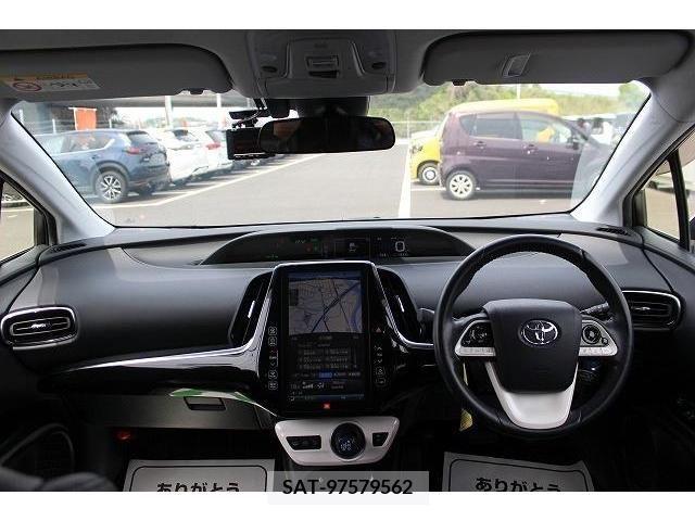 Toyota PRIUS PHV 2018-11 245909-15