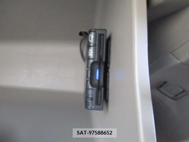 Honda N-WGN 2015-04 280801-17