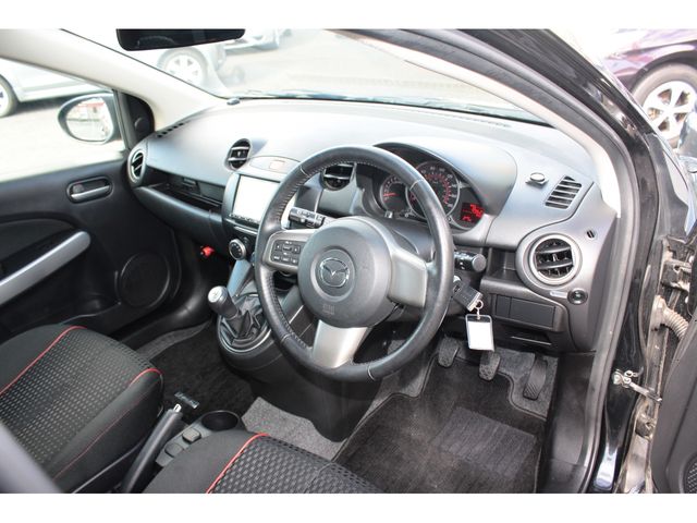 Mazda DEMIO 2013-10 16572-15