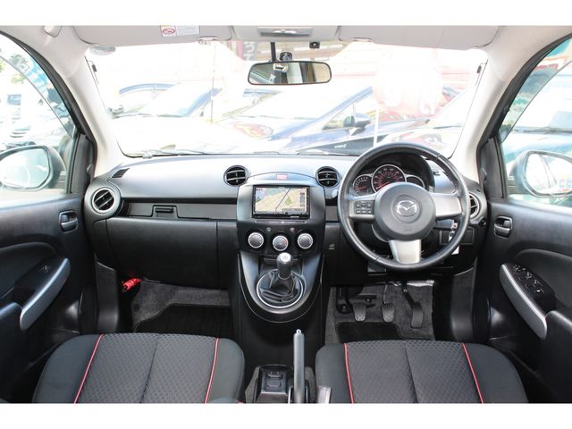 Mazda DEMIO 2013-10 16572-1