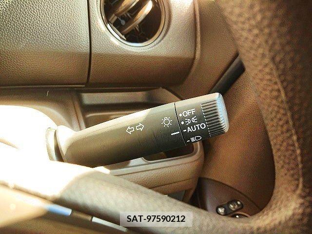 Honda N BOX 2021-09 202217-15