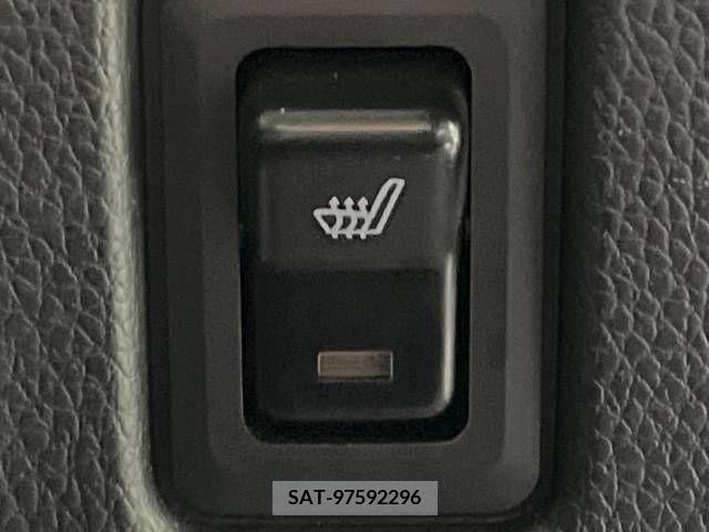 Mitsubishi EK SPACE 2018-03 268045-6