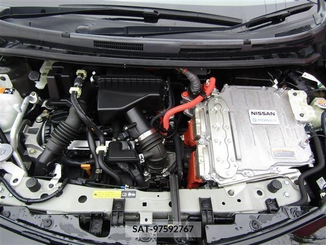 Nissan NOTE 2019-01 330244-29