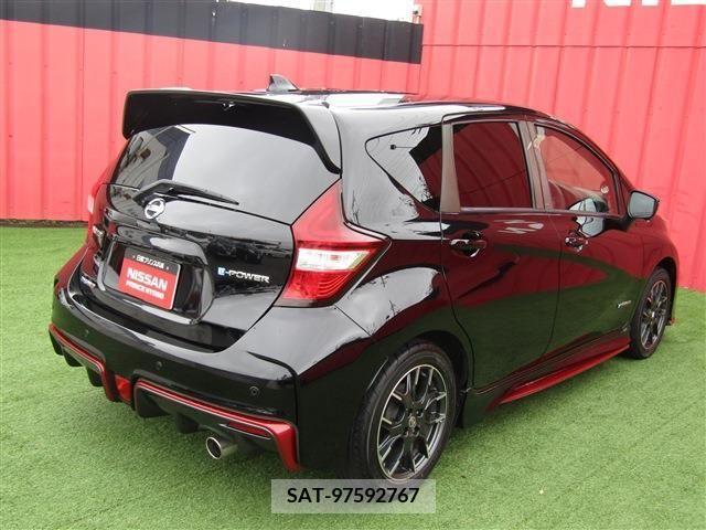 Nissan NOTE 2019-01 330244-28
