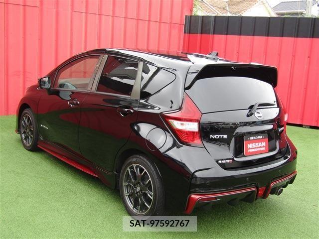 Nissan NOTE 2019-01 330244-1