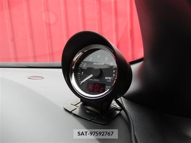 Nissan NOTE 2019-01 330244-17