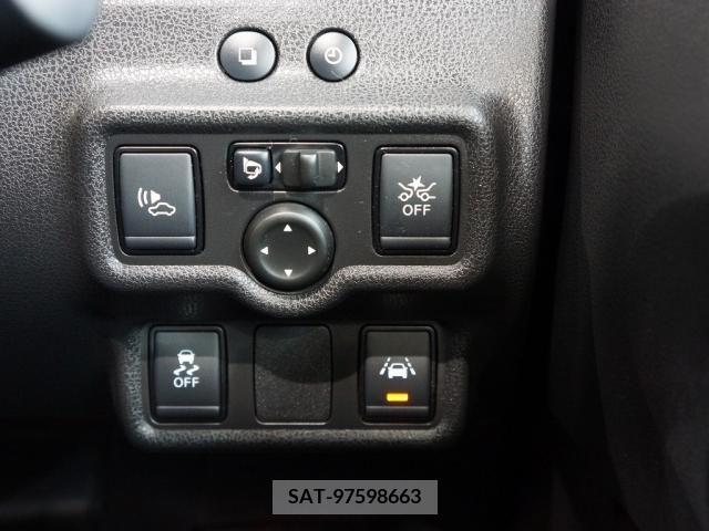 Nissan NOTE 2017-07 340757-26