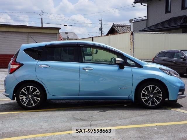 Nissan NOTE 2017-07 340757-3