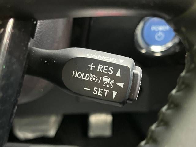 Toyota PRIUS 2019-09 193558-4