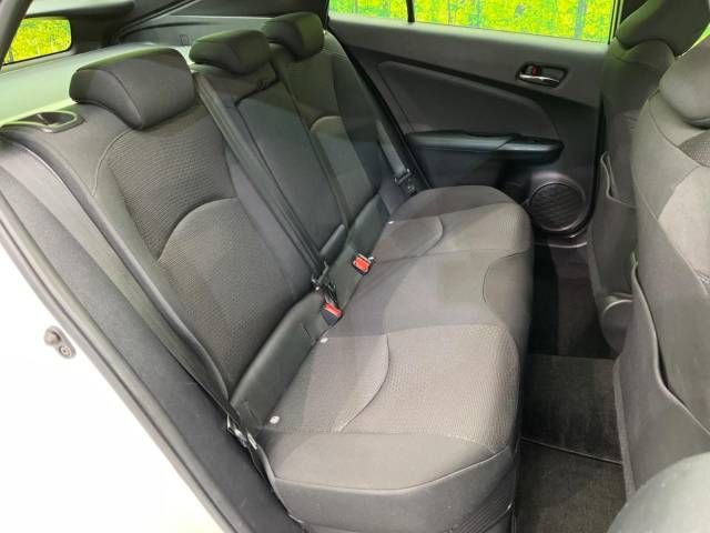 Toyota PRIUS 2019-09 193558-9