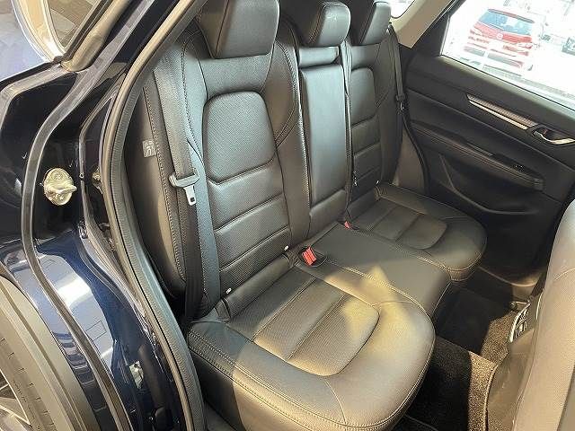 Mazda CX-5 2017-05 15557-11