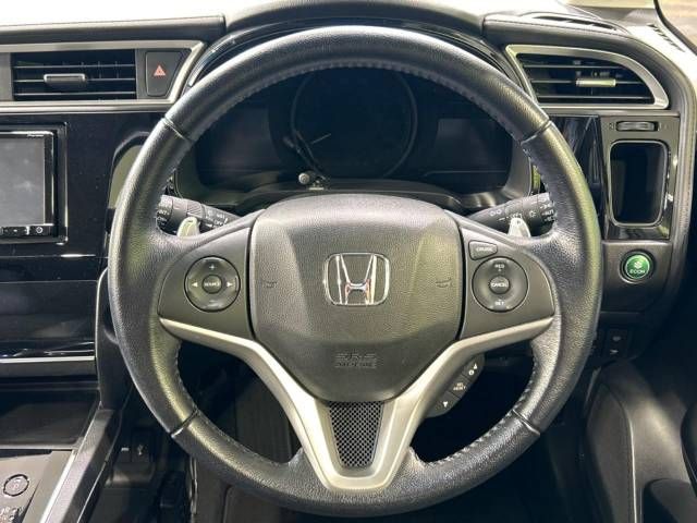 Honda SHUTTLE 2016-05 21109-11