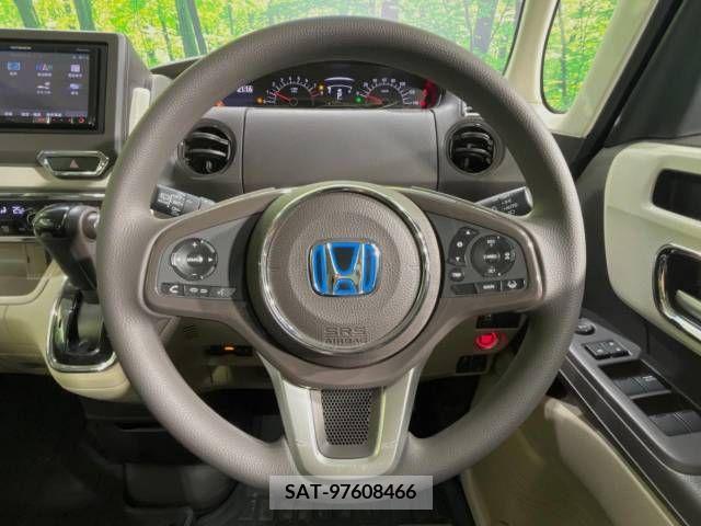 Honda N BOX 2018-01 278798-11