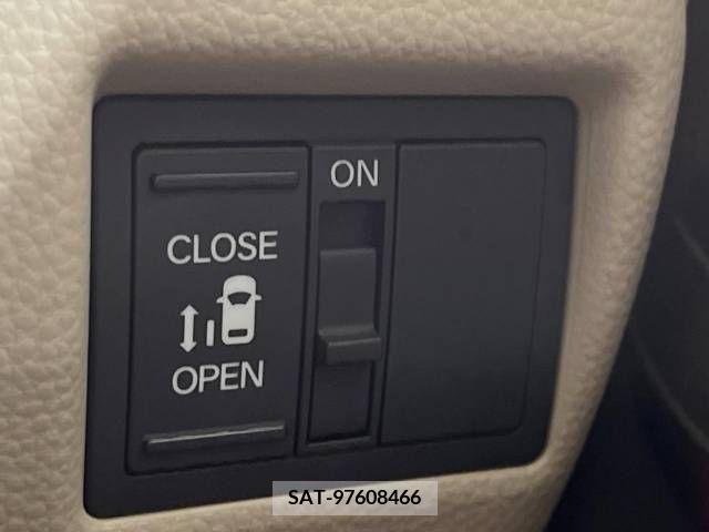 Honda N BOX 2018-01 278798-3