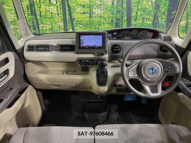 Honda N BOX 2018-01 278798-1
