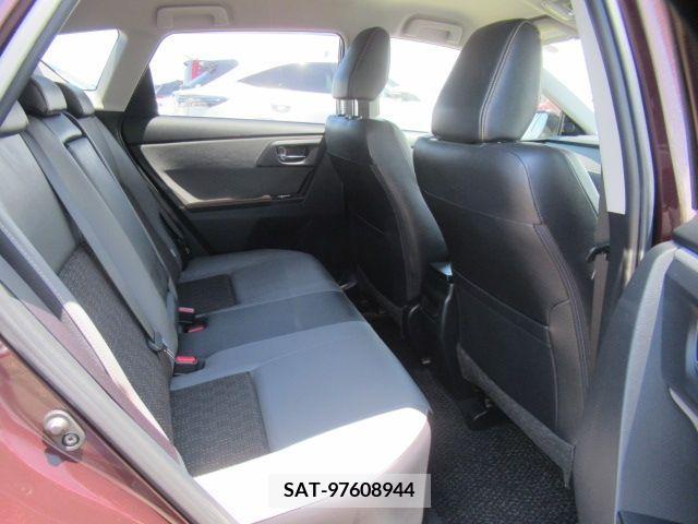 Toyota AURIS 2014-08 380516-5