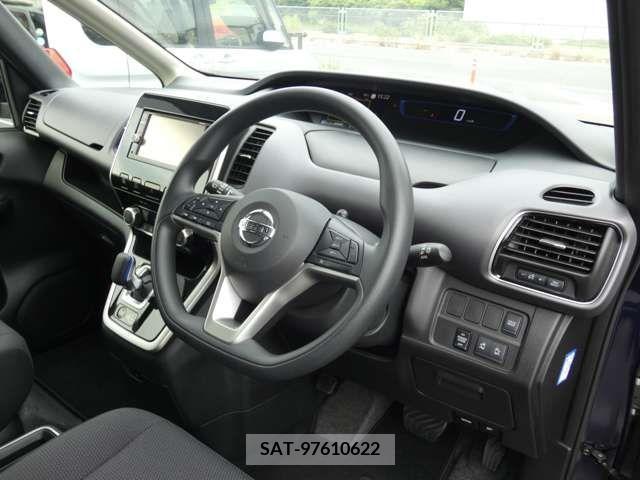 Nissan SERENA 2019-01 324950-11