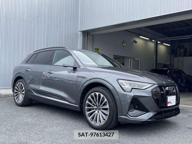 Audi E-TRON 2022-04 374210-2