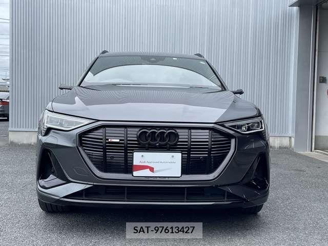 Audi E-TRON 2022-04 374210-1