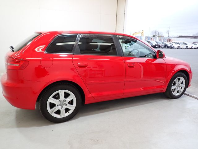 Audi A3 2010-03 185055-4