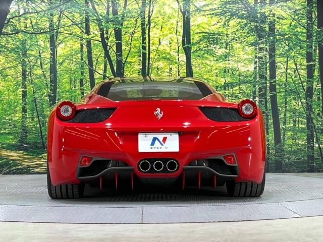 Ferrari 458 Italia 2010-10 8420-3