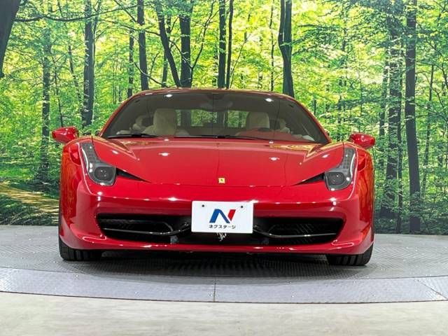 Ferrari 458 Italia 2010-10 8420-2