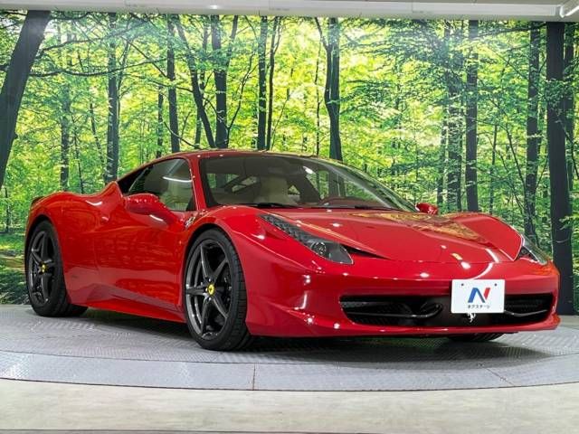 Ferrari 458 Italia 2010-10 8420-6