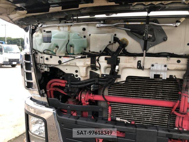 Isuzu GIGA 2014-09 384877-27