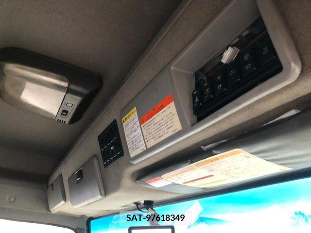 Isuzu GIGA 2014-09 384877-23