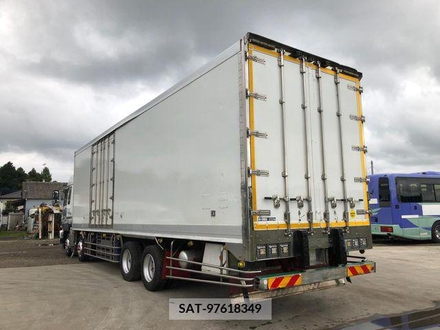 Isuzu GIGA 2014-09 384877-5