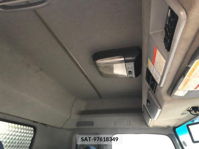 Isuzu GIGA 2014-09 384877-22