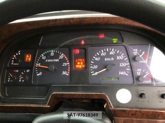 Isuzu GIGA 2014-09 384877-17