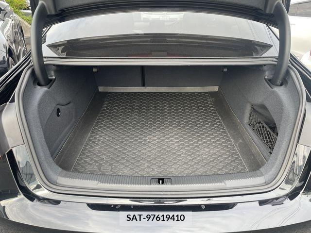 Audi A6 2015-06 261149-25