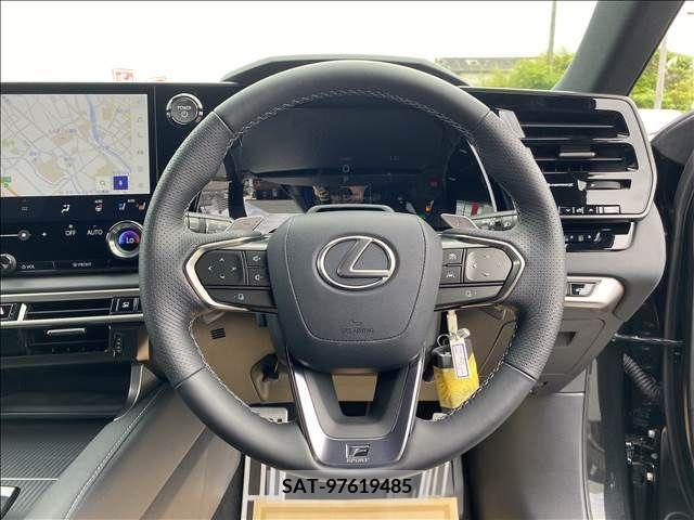 Lexus RX 2023-05 275888-1