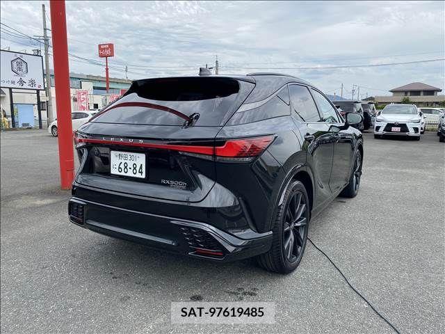 Lexus RX 2023-05 275888-6