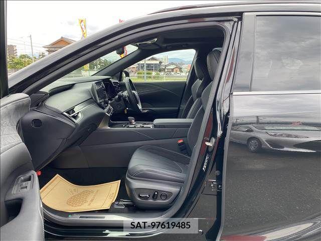 Lexus RX 2023-05 275888-4