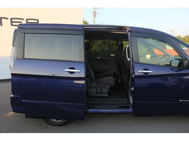 Nissan SERENA 2018-07 27660-8